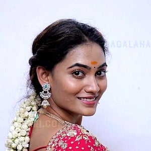Spandana Palli