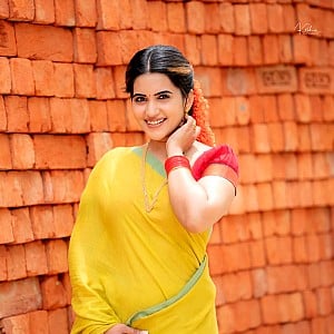Sravanthi Chokarapu