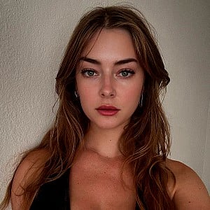 Stacey Louise Grant