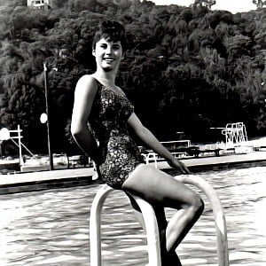 Stefanie Powers