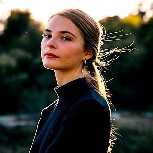 Stefanie Scott