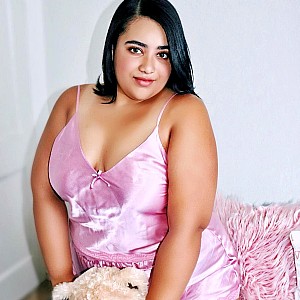 Stefany Brito