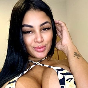 Steffany Santos