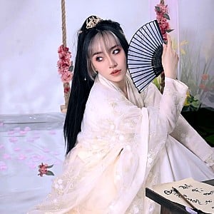 Stella Chuu