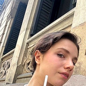 Stella Wells