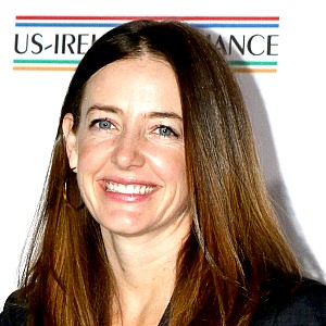Stephanie Allynne