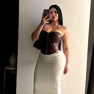 Stephanie De La Cruz