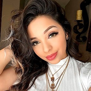 Stephanie Marie
