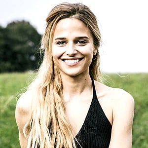 Stephanie Nur