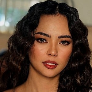 Stephanie Raz