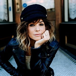 Stephanie Szostak