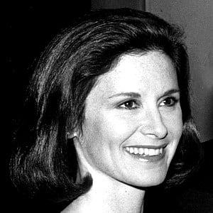 Stephanie Zimbalist