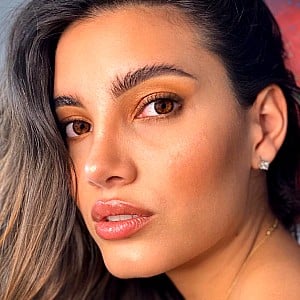 Stephanie del Valle