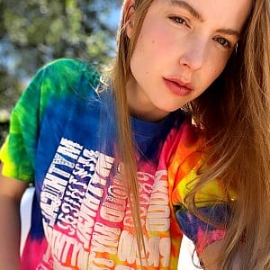 Stevie Wynne Levine