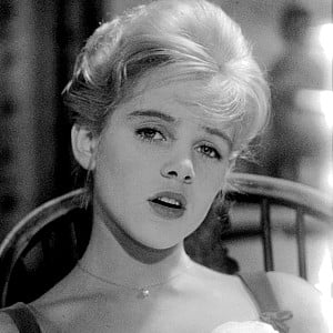 Sue Lyon