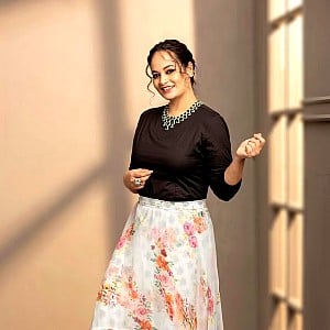 Suja Varunee