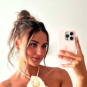 Summer Brookes (British)