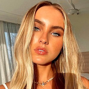 Summer Rose Hart