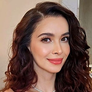 Sunshine Cruz