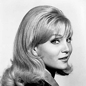 Susan Oliver