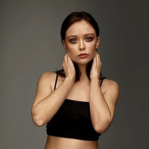 Suzanna Son