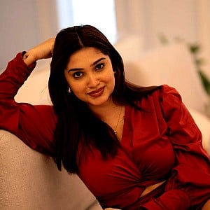 Suzanne Sharon
