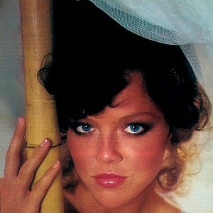 Suzi Schott