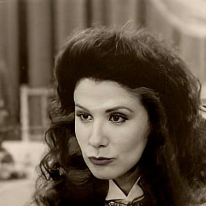 Suzie Plakson