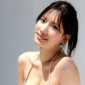 Suzu Aoi