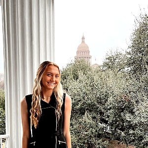 Sydney Helmers