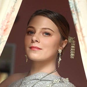 Sydney Poniewaz