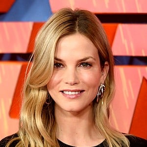 Sylvia Hoeks
