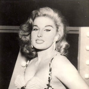 Sylvia Lopez