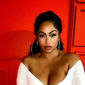 Tae Heckard