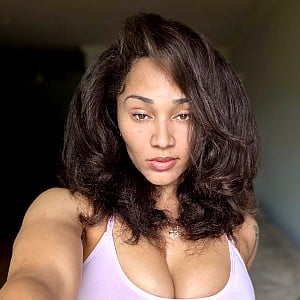 Taelor B