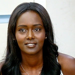 Tahounia Rubel