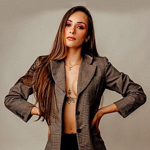 Taina Castro Militao