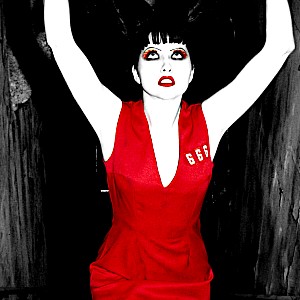 Tairrie B