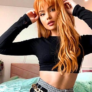 Talia Mar