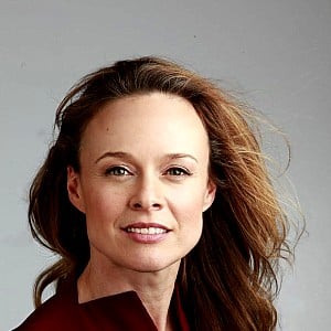 Tami Stronach