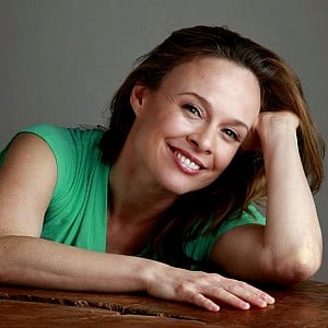 Tami Stronach