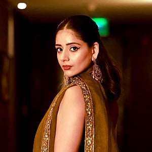 Tania (Actress)