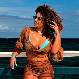 Tatiane Avi