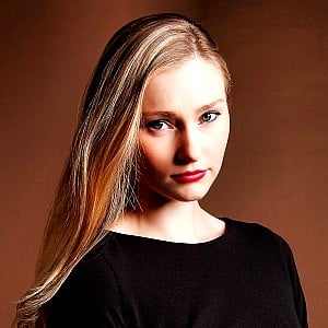 Tava Whitfield