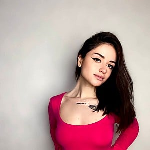 Taya Sia
