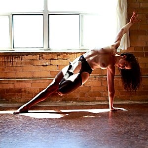 Taylor Oakes
