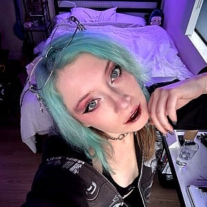 Taylor Rae (Influencer)