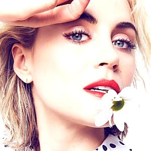 Taylor Schilling