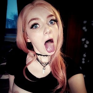 Teen Anna