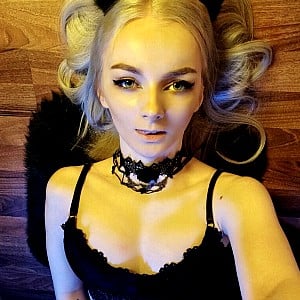 Teen Anna